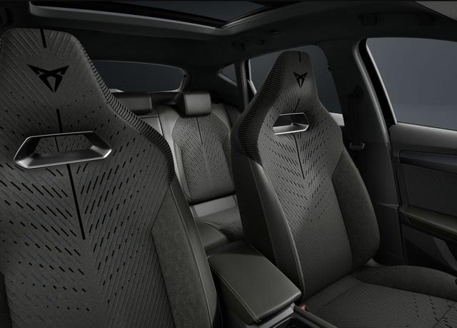 Cupra Formentor Tribe Edition DSG Pano Matrix IntelliD Sennh. 