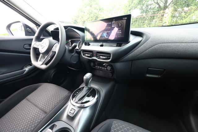 Nissan Juke Hybrid Acenta KomfortP SHZ LED Kam CarP BT 