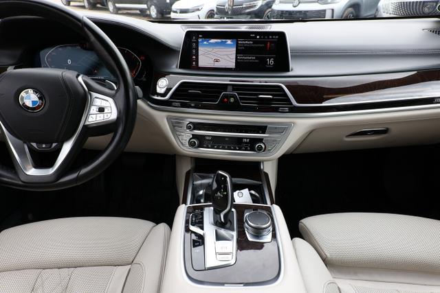 BMW 7er 750Ld B/W InnovP FondE Pano NightV StandH SoftC 