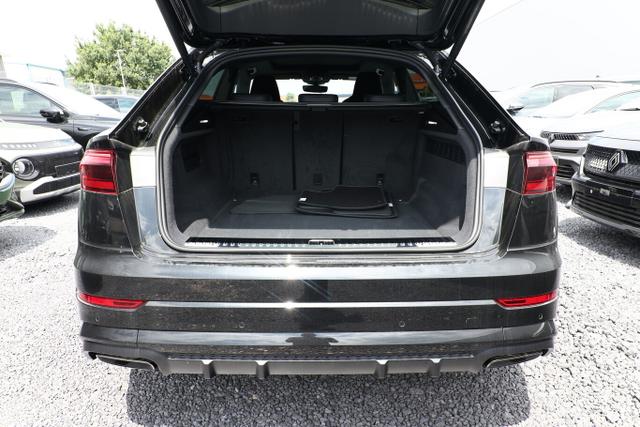 Audi Q8 S line 2xS AssistenzP+ 23Z Laser Pano HUD Klim4 