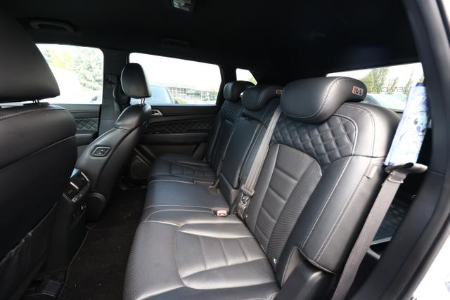 Ssangyong REXTON Sapphire G4 2.2 e-XDi 181 Aut. 4x4 Kam360 