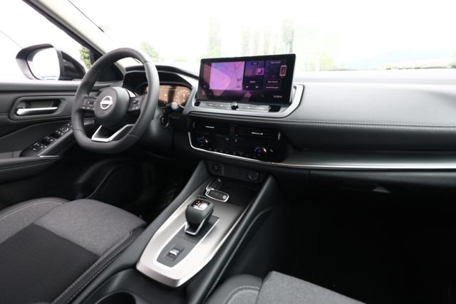 Nissan Qashqai N-CONNECTA AT HUD el.Heckk Pano ACC SHZ 