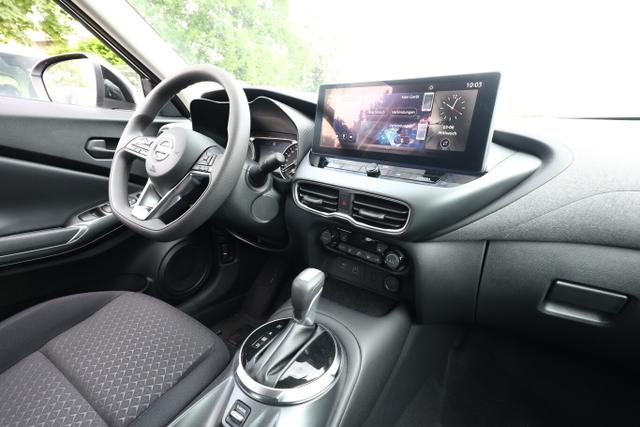 Nissan Juke Hybrid Acenta KomfortP SHZ LED Kam CarP BT 