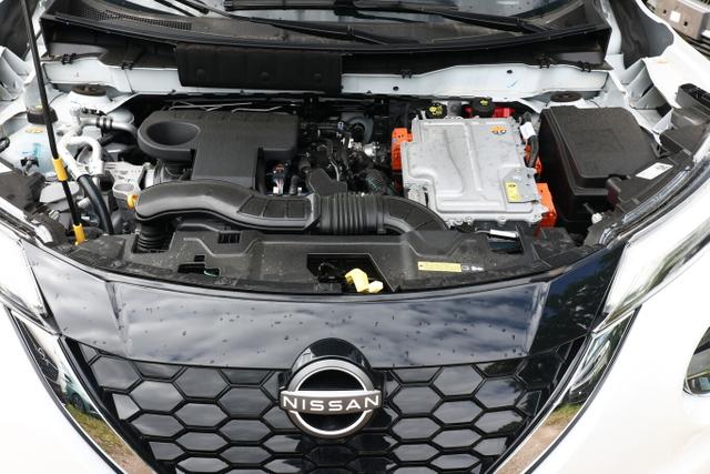 Nissan Juke Hybrid Acenta KomfortP SHZ LED Kam CarP BT 