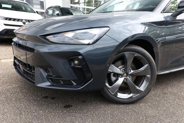 Cupra Leon DSG IntelliD Nav Matrix Dinamica Kam Ambien 