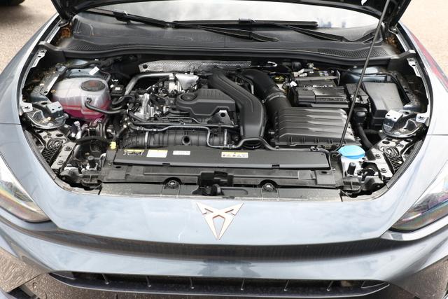 Cupra Leon DSG IntelliD Nav Matrix Dinamica Kam Ambien 