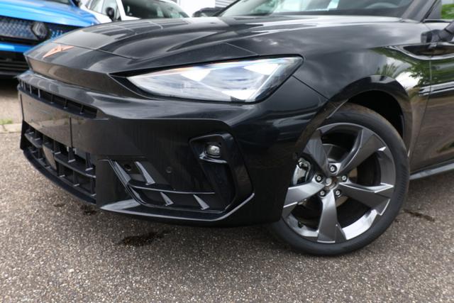 Cupra Leon DSG IntelliD Nav Matrix Dinamica Kam Ambien 