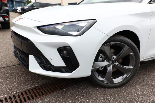 Cupra Leon DSG IntelliD Nav Matrix Dinamica Kam Ambien 