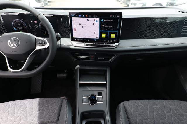 Tiguan DSG LED+ Nav IQ.DRIVE 5JGar. SHZ Keyl 17Z 