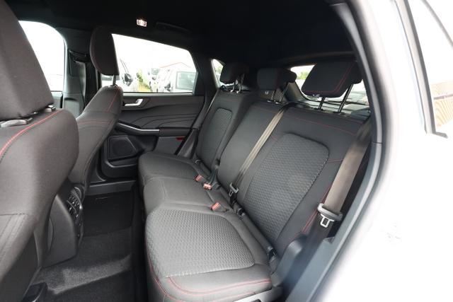 Kuga ST-Line FHEV AWD WinterP LED Kam PrivG 18Z 