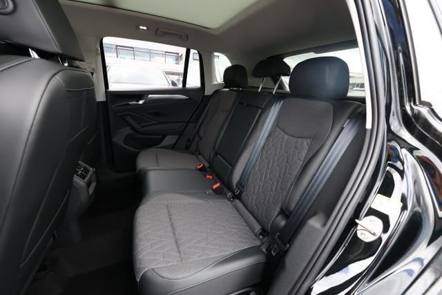 Tiguan DSG LED+ Pano 5JGar IQ.DRIVE LM18Z SHZ 