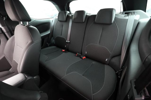DS Automobiles 3 Sport Chic 1.2 PureTech 110 Aut. SportChic Nav LED Klima 