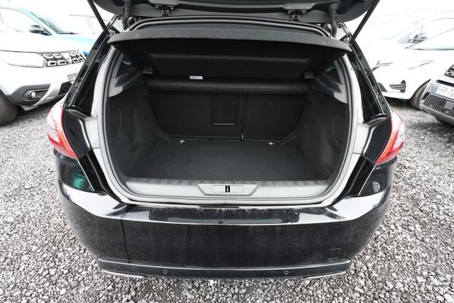 Peugeot 308 Allure 1.2 PureTech 130 Aut. LED ACC PDC Kam 