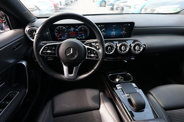 Mercedes-Benz A-Klasse Edition 19 A 250e LED ParkAs NightP Kam LM18Z 