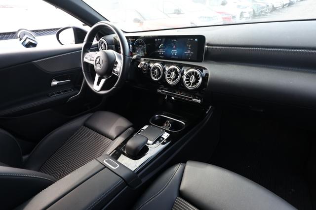 Mercedes-Benz A-Klasse Edition 19 A 250e LED ParkAs NightP Kam LM18Z 