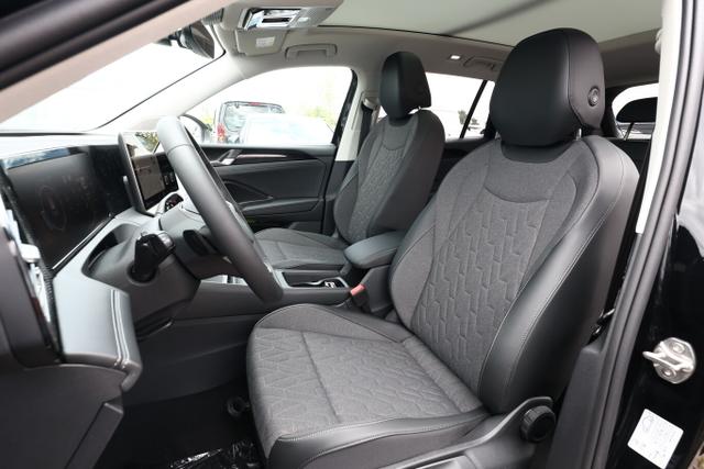 Volkswagen Tiguan DSG LED+ Pano Nav 5JGar IQ.DRIVE LM18Z 