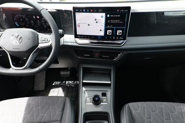 Volkswagen Tiguan DSG LED+ Nav IQ.DRIVE 5JGar. SHZ Keyl 17Z 