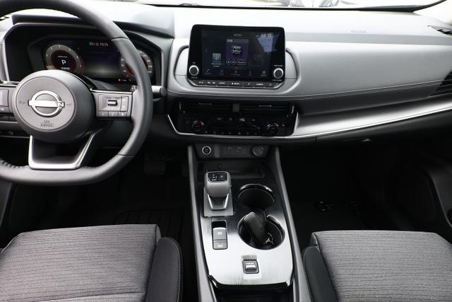 X-Trail Acenta AT 7S 4xSHZ LED Kam ACC CarPlay 