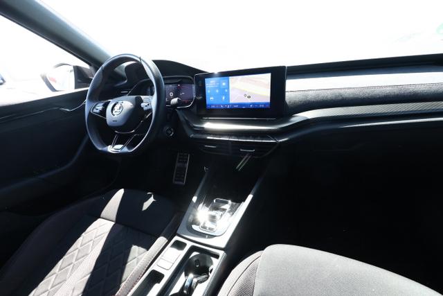 Skoda Octavia Combi RS 2.0 TSI 245 DSG Nav PDC LM18Z 