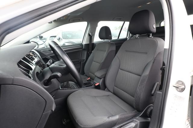 Volkswagen Golf Comfortline VII 1.5 TSI 130 LED Nav ACC PDC 