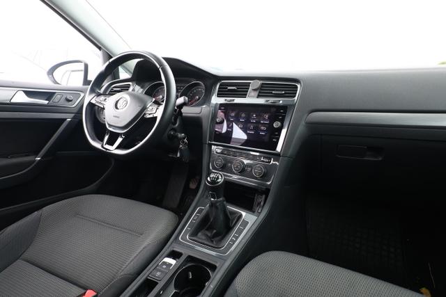 Volkswagen Golf Comfortline VII 1.5 TSI 130 LED Nav ACC PDC 