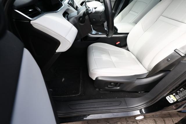 Land Rover Range Rover Evoque SE P300 AWD LED PanoD Nav 20Z 
