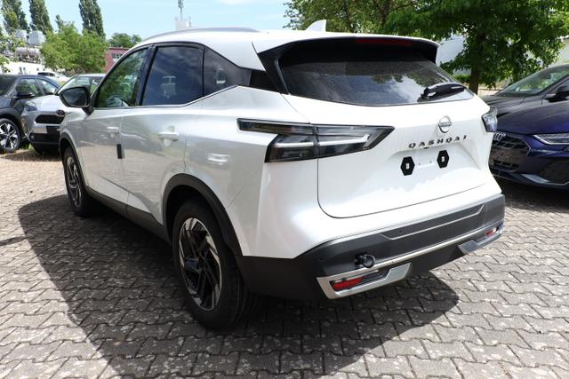 Nissan Qashqai N-CONNECTA AWD Pano 360&deg; ACC SHZ Nav LED 