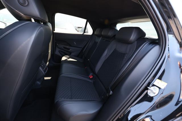 Volkswagen T-Roc R-Line EasyO 5JGar Kam SHZ PrivG ParkAss+ 