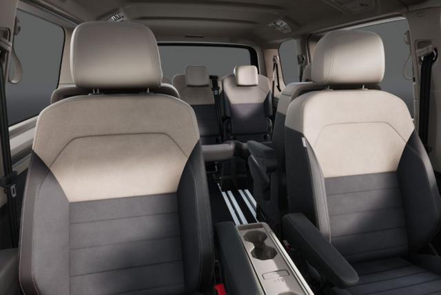 Volkswagen T7 Multivan Style PHEV 4M AHK el.HK VisAVis Tisch 