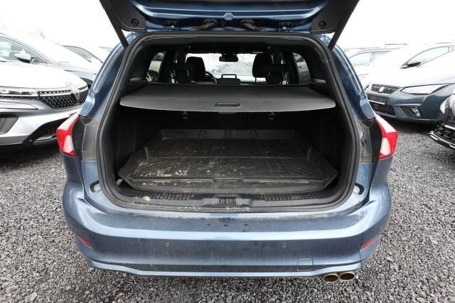 Ford Focus Turnier ST-Line X 1.5 Ecoboost 150 Aut LED Nav 18Z 
