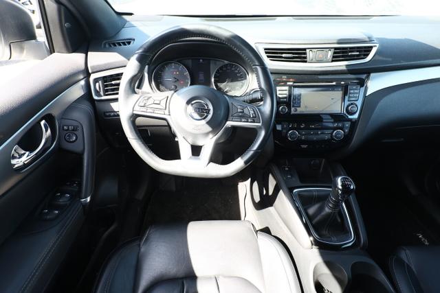 Nissan Qashqai Tekna+ 1.6 DIG-T 163 Pano LED Nav ParkAs 