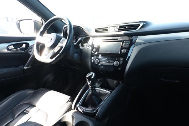 Nissan Qashqai Tekna+ 1.6 DIG-T 163 Pano LED Nav ParkAs 