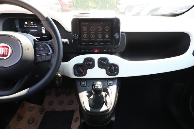 Fiat Panda Cross 5S PDC CarP/AndroidA PrivG 15Z NSW 