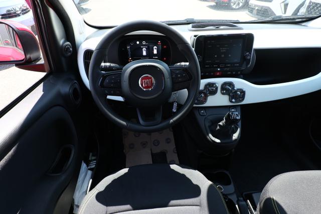 Fiat Panda Cross 5S PDC CarP/AndroidA PrivG 15Z NSW 