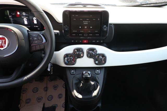 Fiat Panda Cross 5S PDC CarP/AndroidA PrivG 15Z NSW 
