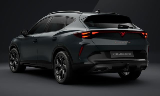 Cupra Formentor eTSI AHK SHZ ACC 3ZClim DigC WirelessC 