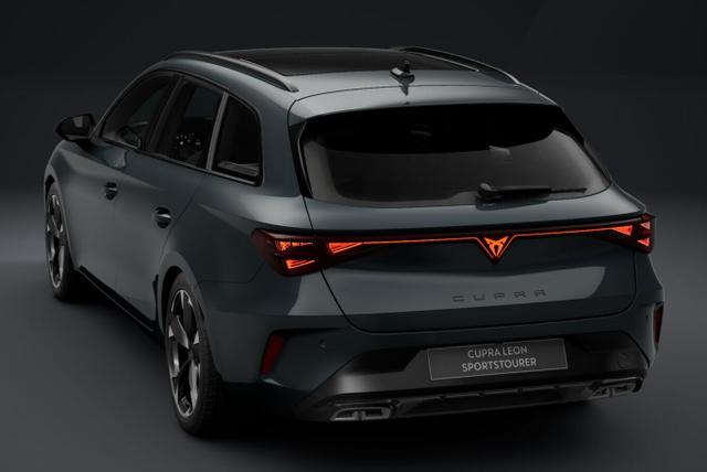Cupra Leon Sportstourer ST DSG Pano Edge SHZ Kessy Kam eHk ACC 