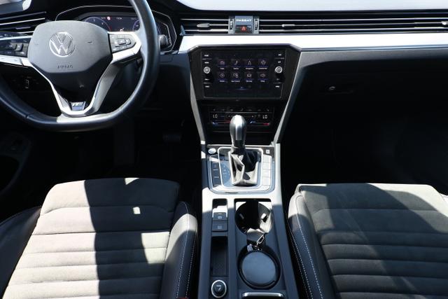Volkswagen Passat Variant Elegance TDI 200 DSG R-line Nav 