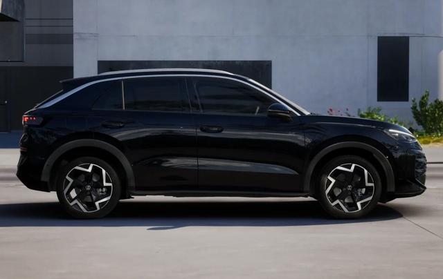 Volkswagen T-Roc R-Line Pano EasyO 3JGar SHZ Kam ParkAss+ 