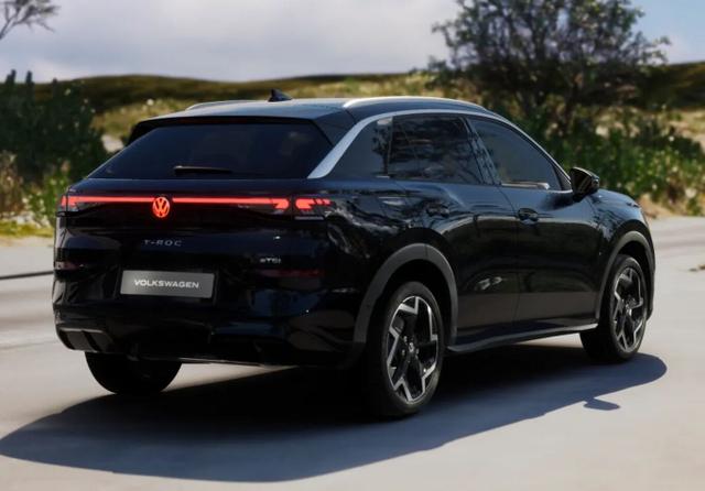 Volkswagen T-Roc R-Line Pano EasyO 3JGar SHZ Kam ParkAss+ 