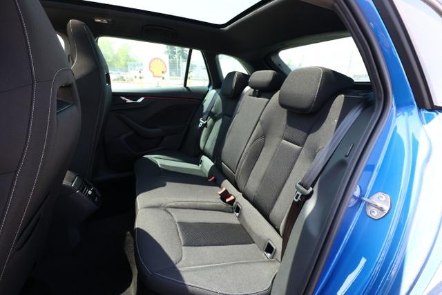 Skoda Scala Selection DSG Dynamic Pano ACC SideA Kam Kessy SHZ 