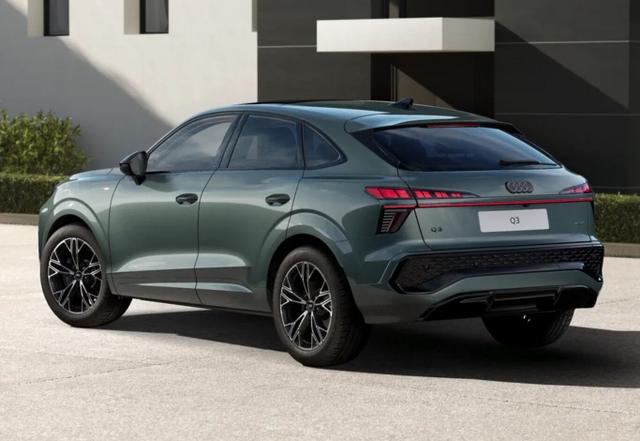 Audi Q3 Sportback S line 2xS Tech+ Matrix Pano Leder 19 