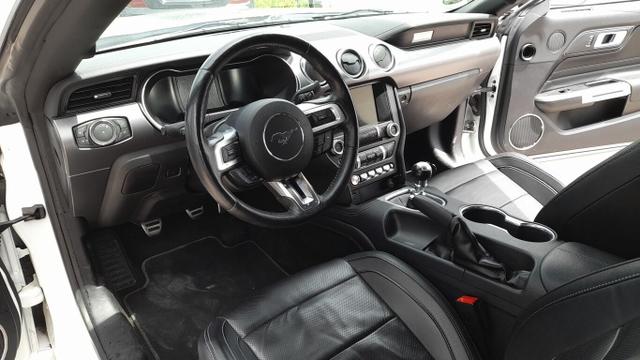 Ford Mustang Convertible 2.3 EcoBoost 290 PremiumP 