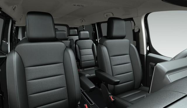 Opel Zafira GS 2.2 D 180 AT8 XL Nav Massage StandH 