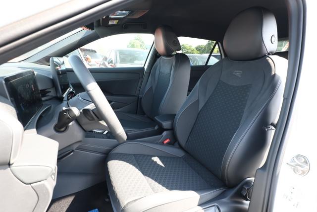 Volkswagen T-Roc R-Line EasyO AHK 5JGar Kam ParkAss+ PrivG 