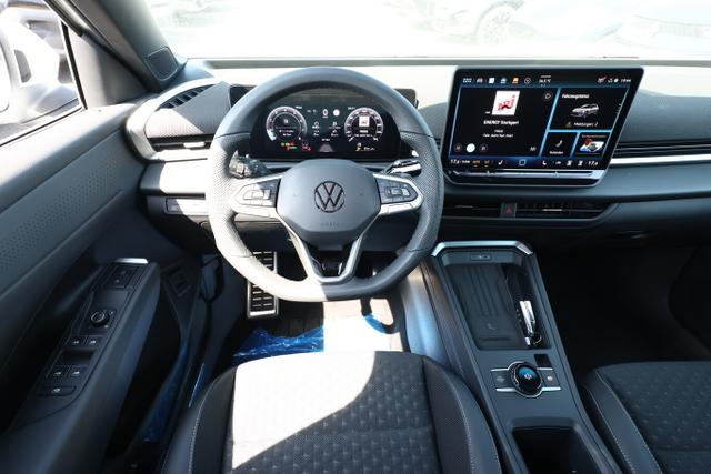 Volkswagen T-Roc R-Line EasyO AHK 5JGar Kam ParkAss+ PrivG 