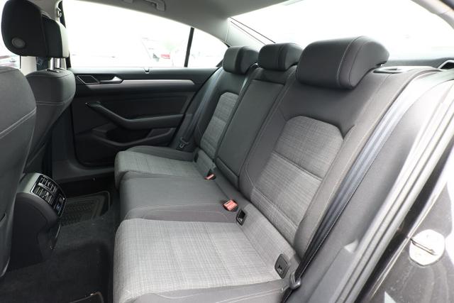 Volkswagen Passat Business 1.6 TDI 120 DSG LED Nav ACC Kam 