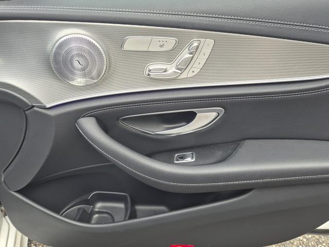 Mercedes-Benz E-Klasse AMG Line E 300 de T Multibeam Distronic Widescr. 