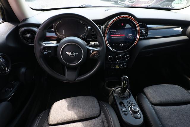 MINI Cooper Classic Trim SE LED DCC Nav LM17Z Klima 