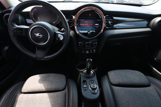 MINI Cooper Classic Trim SE LED DCC Nav LM17Z Klima 